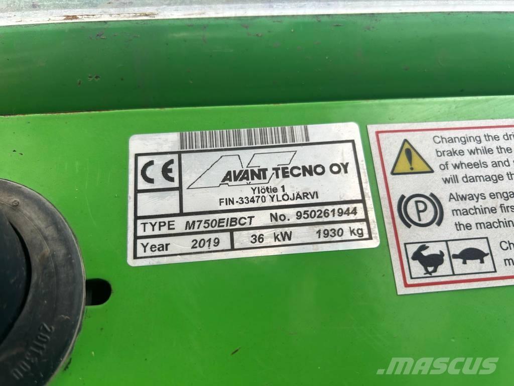 Avant 750 Višenamenski utovarivači