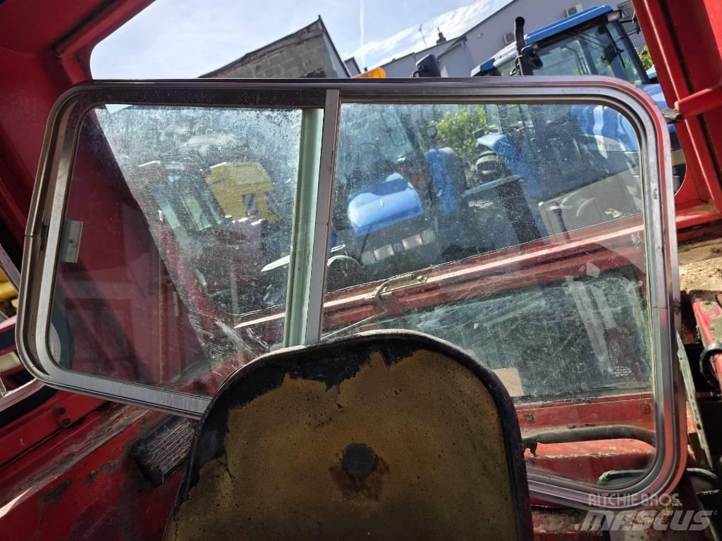 Massey Ferguson 575 Traktori