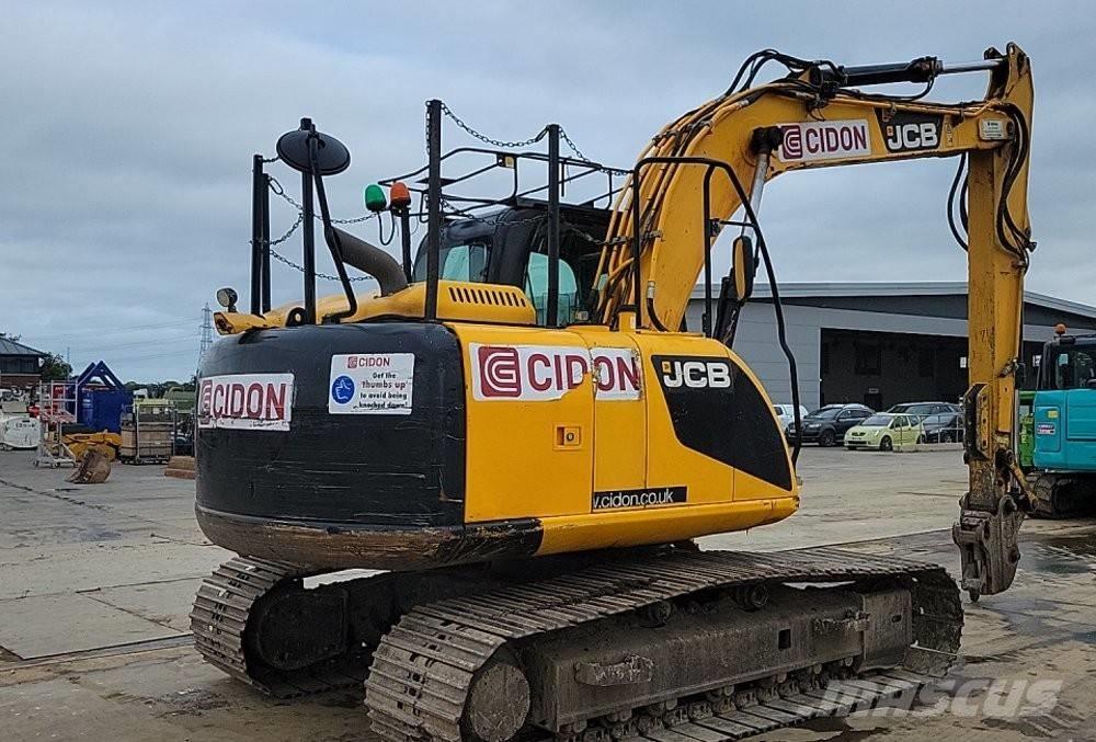 JCB JS 130 LC Bageri guseničari