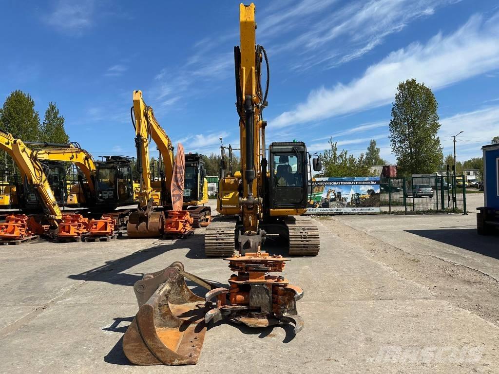 JCB JS 130 LC Bageri guseničari