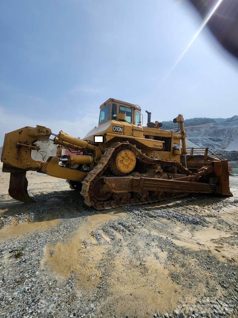 CAT D 9 N Buldožeri guseničari