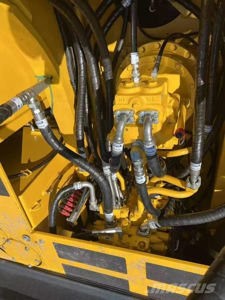 Komatsu 300-7 Bageri guseničari