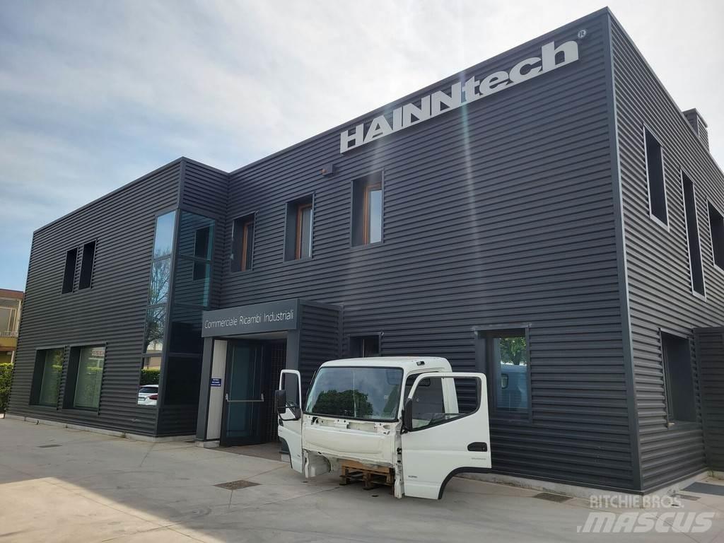 Mitsubishi Fuso "C" Kabine i unutrašnjost
