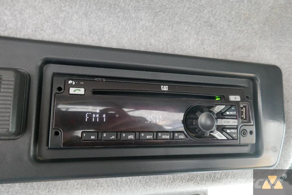 CAT 966M Utovarivači na točkove