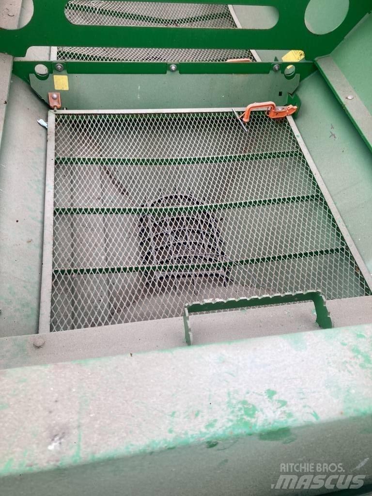 Amazone ZA-M 3000 Rasturači mineralnog đubriva