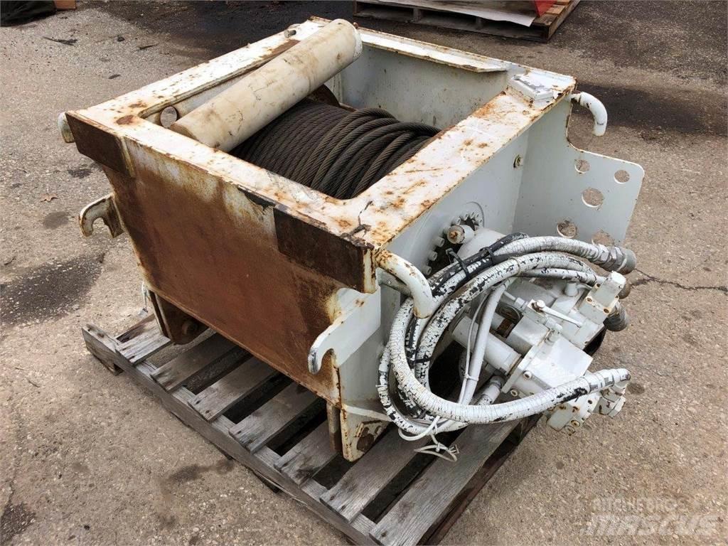 Krupp  Utovorne dizalice, vitla i liftovi za materijal