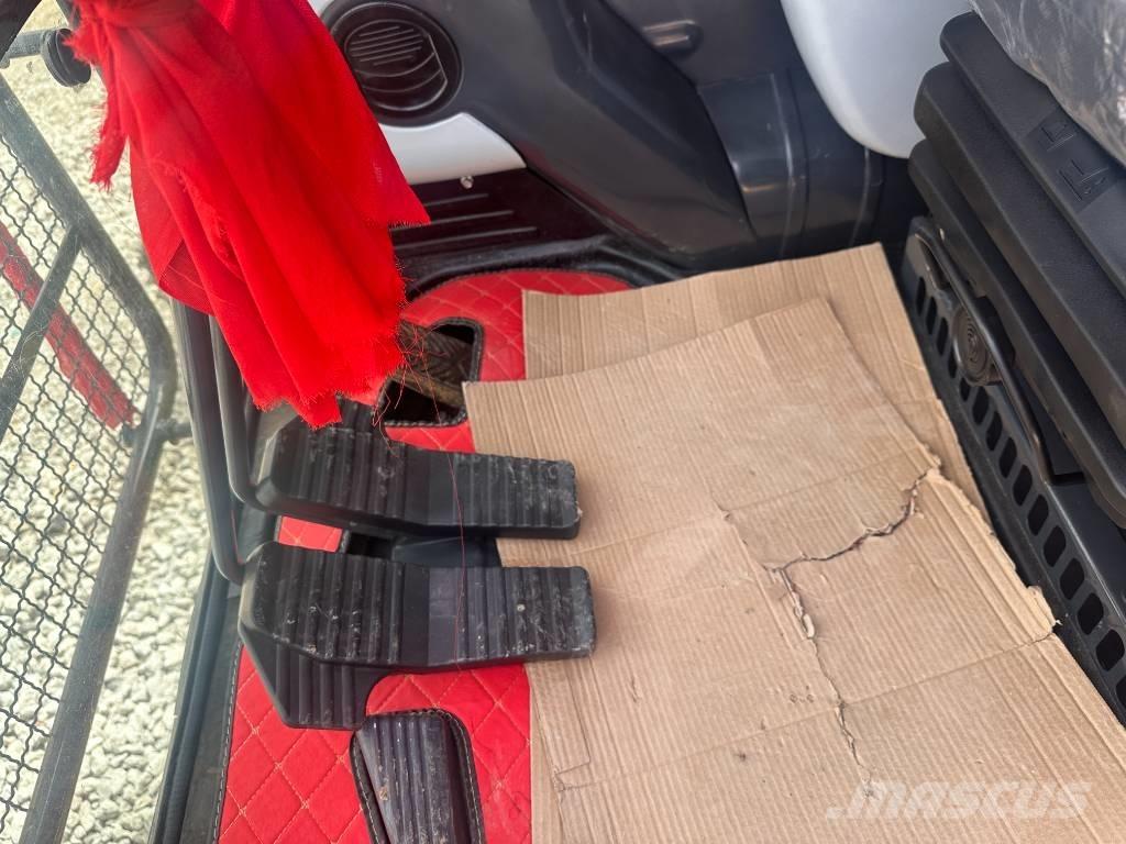 Komatsu PC 240 Bageri guseničari