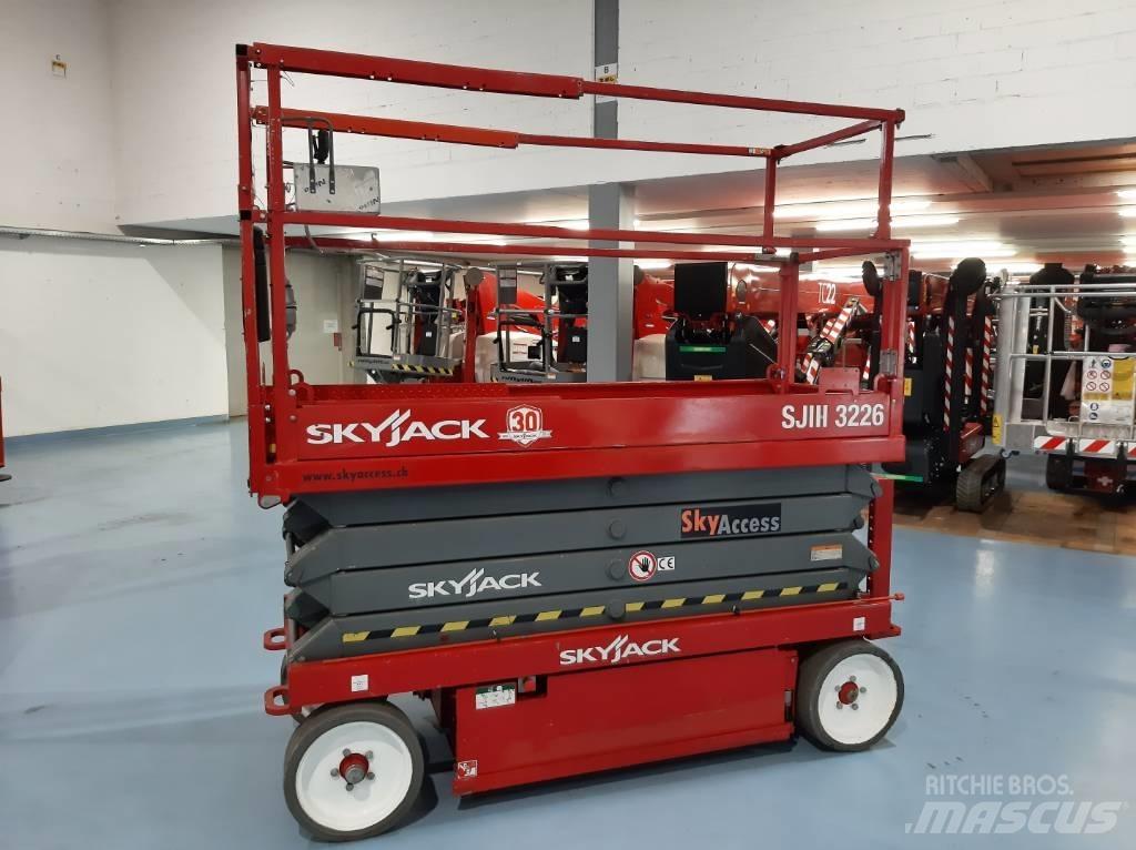 SkyJack SJIII 3226 Makazaste platforme