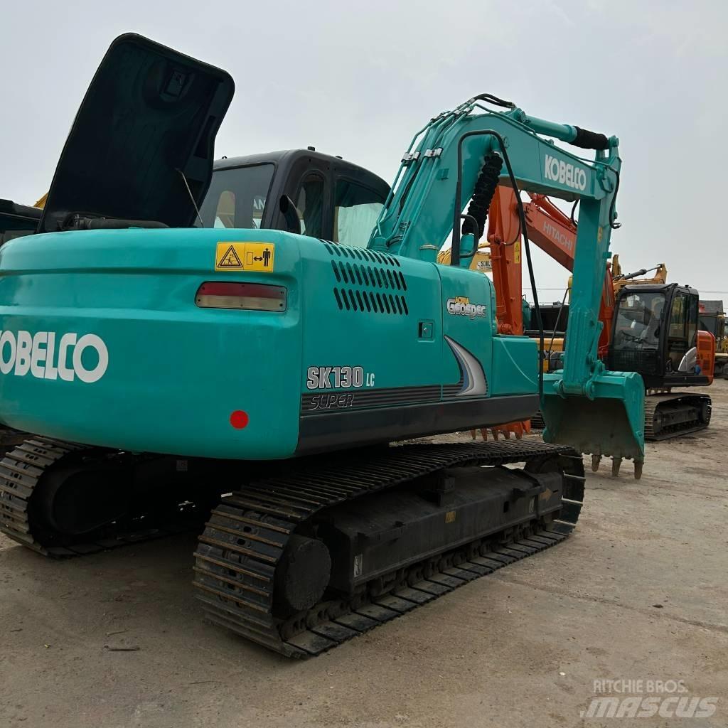 Kobelco 130 Bageri guseničari