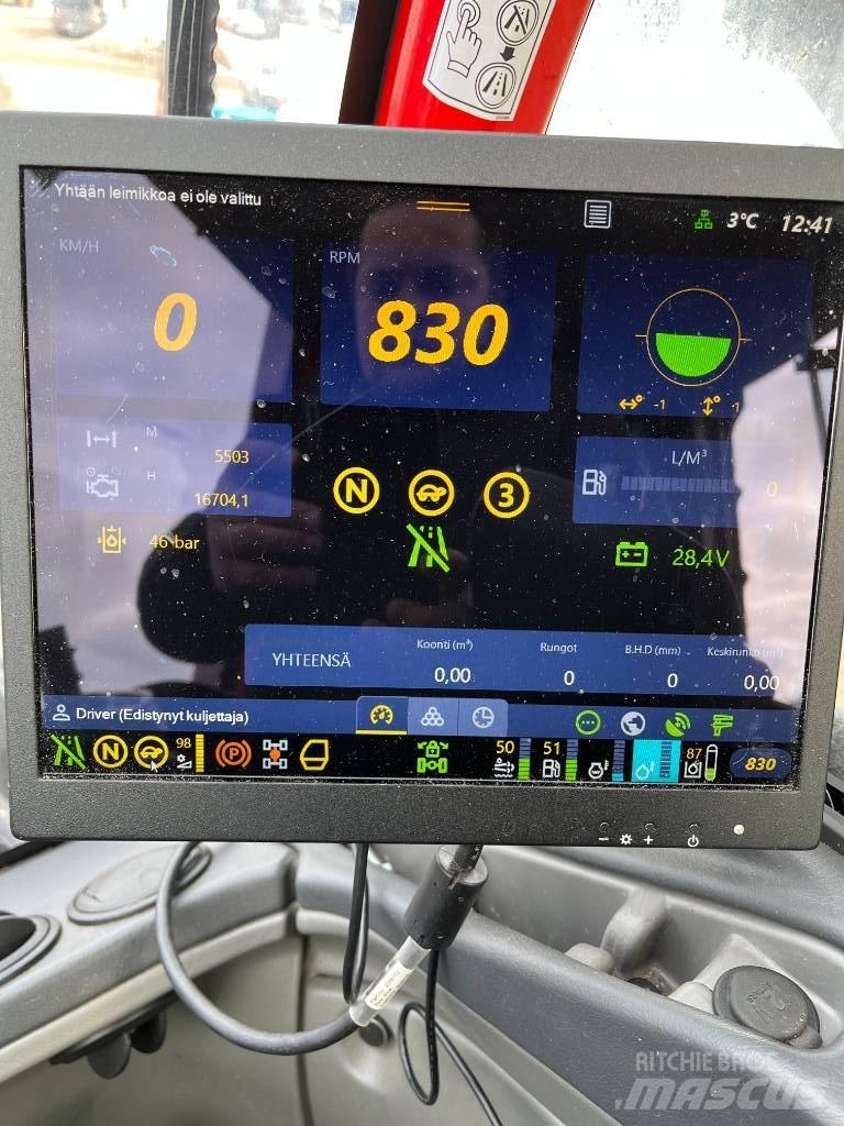 Komatsu 911.7 Harversteri