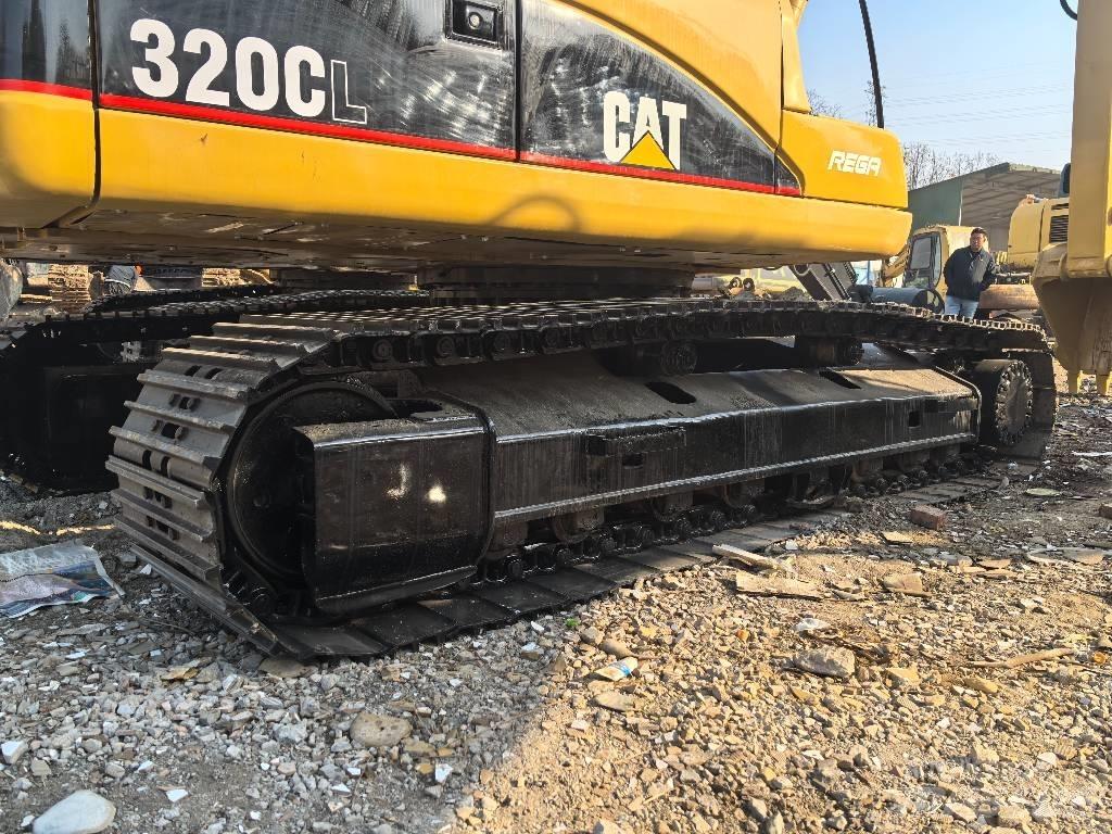 CAT 320 Bageri guseničari