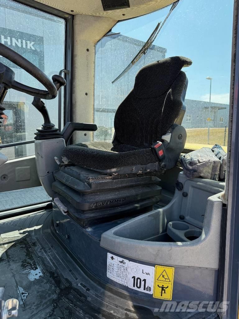 Yanmar V 80 Utovarivači na točkove