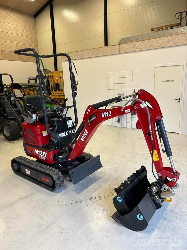 Mole M12 Mini bageri < 7t