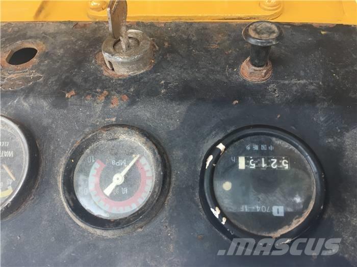 CAT D 7 G Buldožeri guseničari