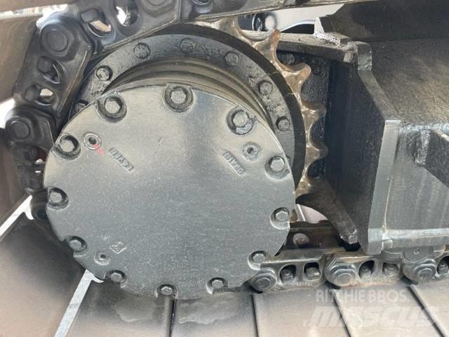 Hitachi ZX 135 US Bageri guseničari