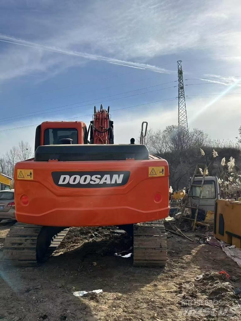 Doosan DX225LC-9C Bageri guseničari