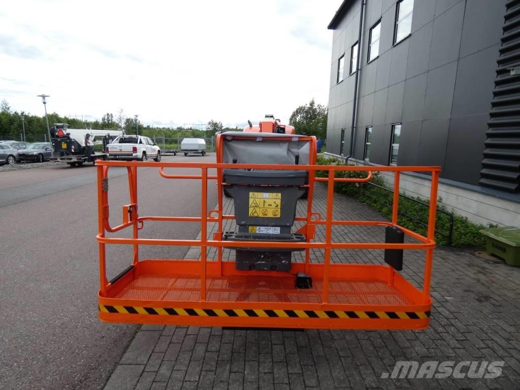 JLG 660 SJ Bomlift Zglobne podizne platforme
