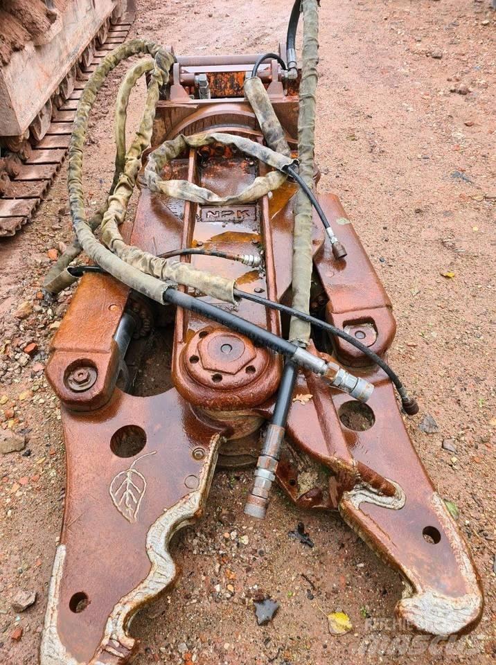 NPK M 20K Makaze
