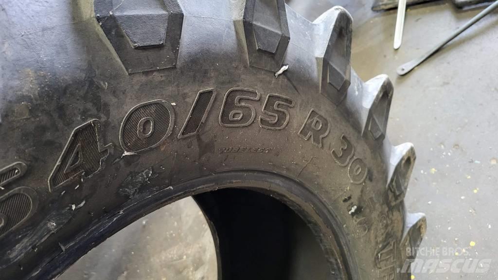 Trelleborg 540/65R30 Gume, točkovi i felne