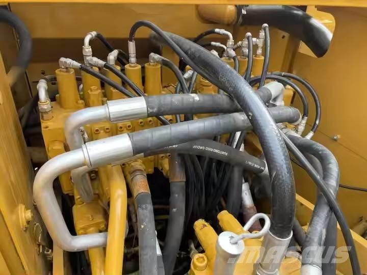 CAT 320 C Bageri guseničari