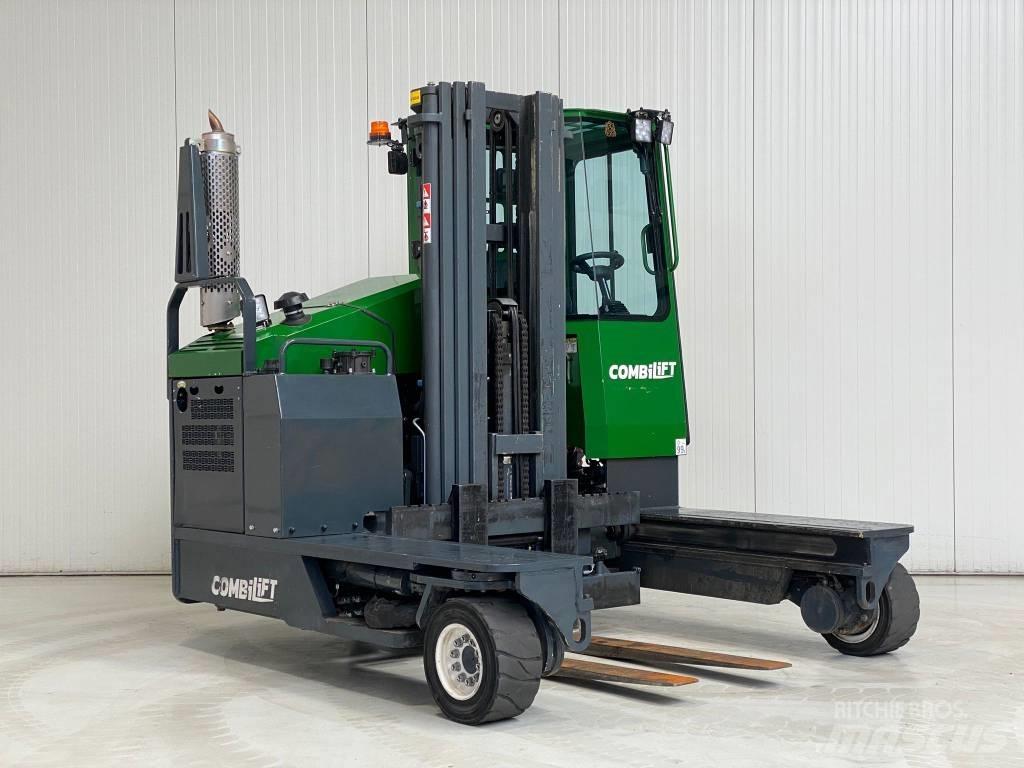 Combilift C4000 LPG Viljuškari sa 4-stranskim dohvatom