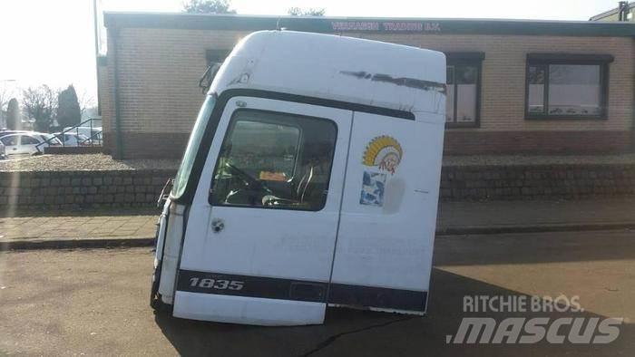 Mercedes-Benz 1835 Ostale kargo komponente