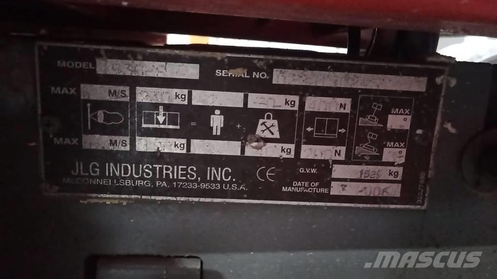 JLG 1930 ES Makazaste platforme