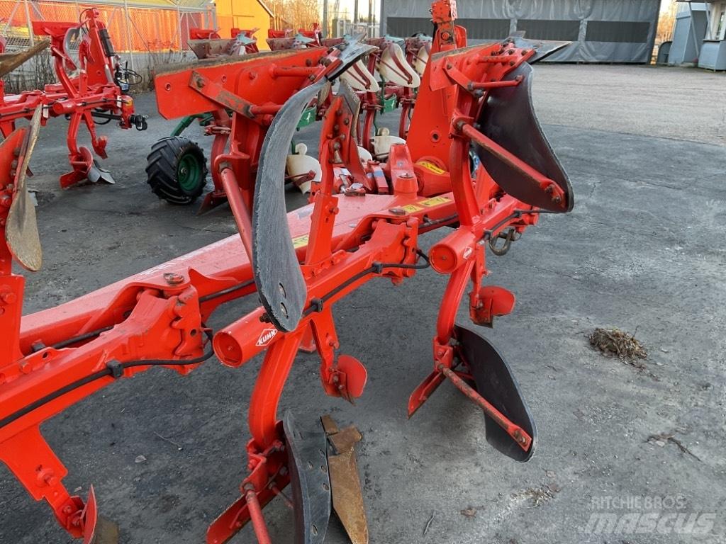 Kuhn Vari-Master 122 Plugovi obrtači