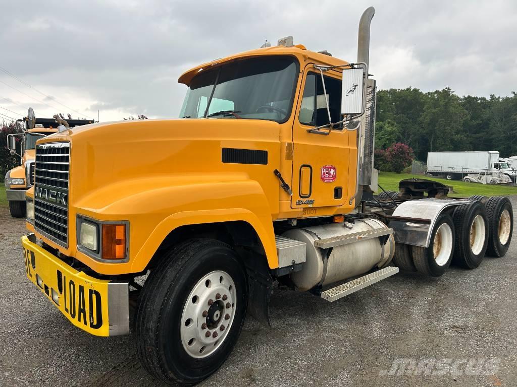 Mack CH 613 Tegljači