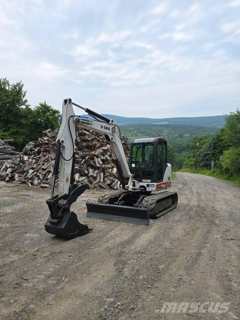 Bobcat 341 G Mini bageri < 7t