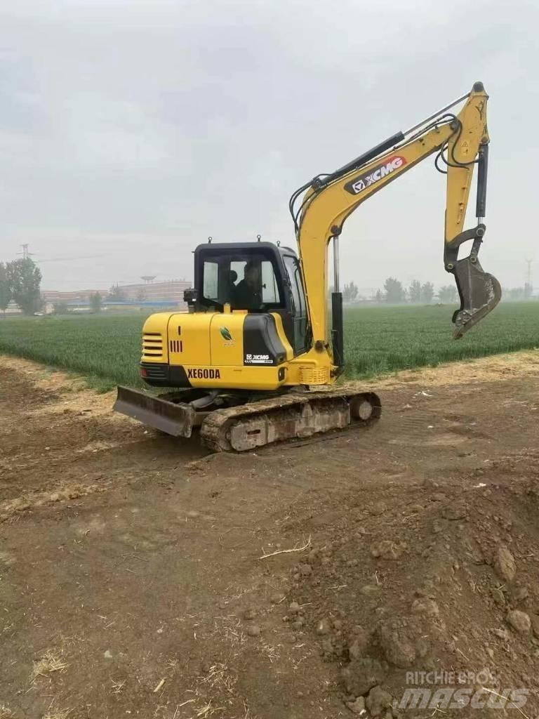 XCMG XE 60 DA Mini bageri < 7t