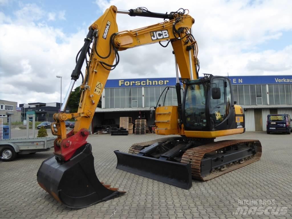 JCB JZ235 Bageri guseničari