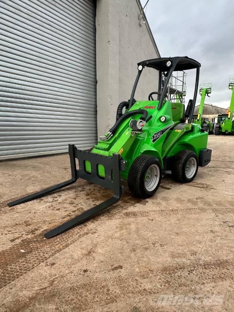 Avant 423 Višenamenski utovarivači