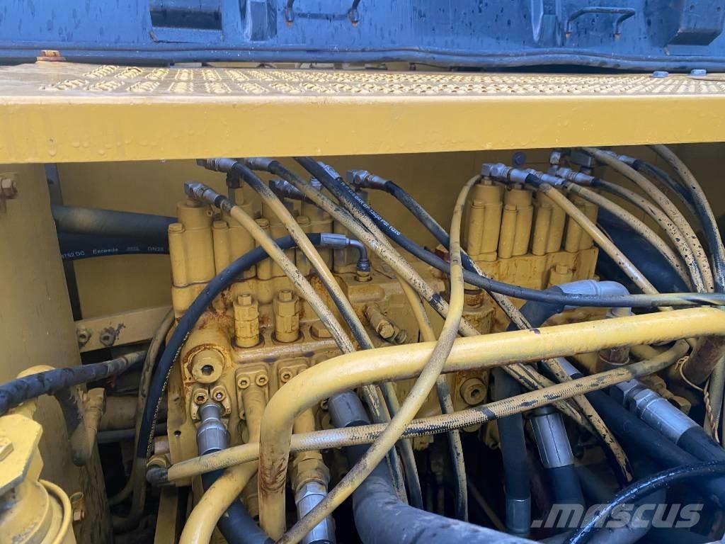 CAT 320 C L Bageri guseničari