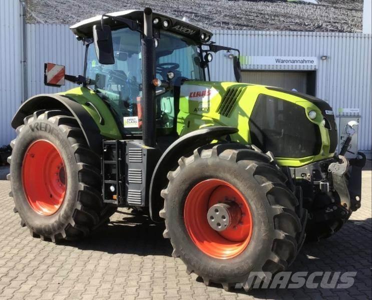 CLAAS AXION 850 Traktori