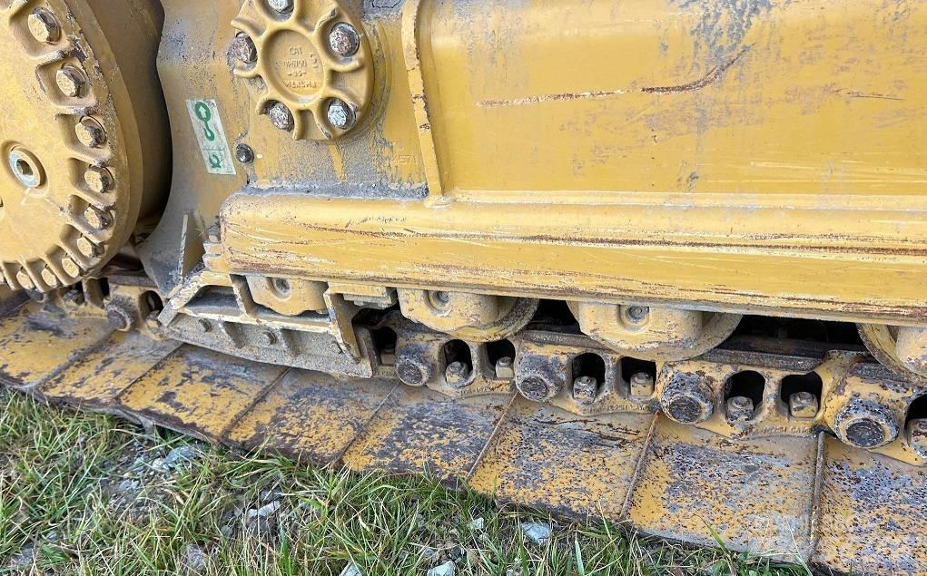 CAT D 4 Buldožeri guseničari