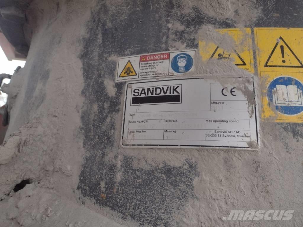 Sandvik UH 450 E Mobilne drobilice