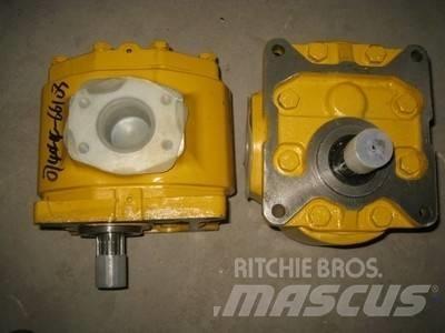 Komatsu D85A-18 pump Hidraulika