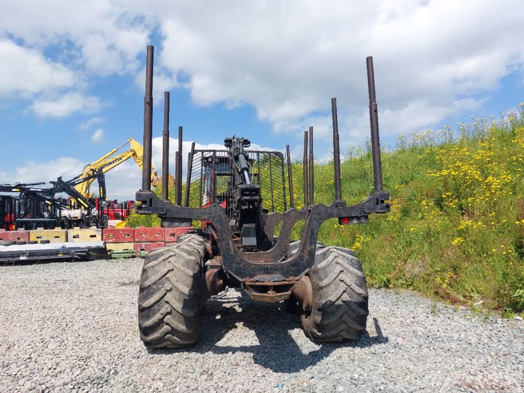 Komatsu 845 Forvarderi