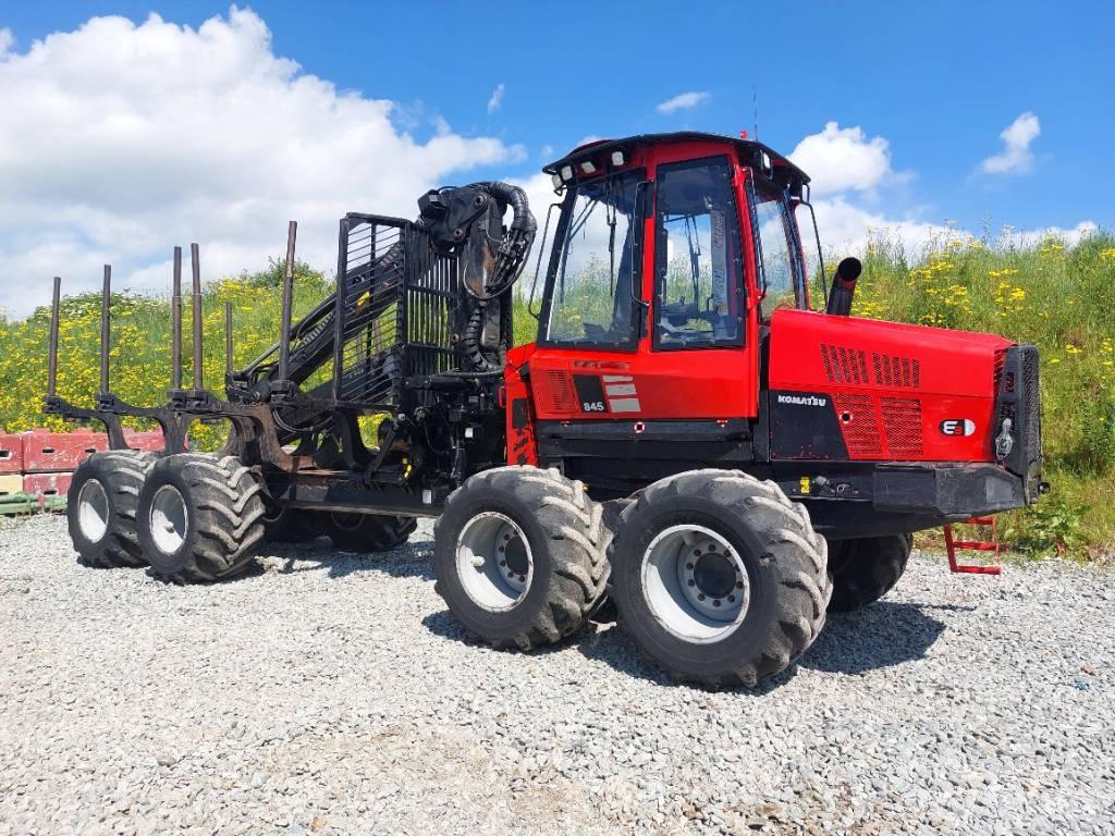 Komatsu 845 Forvarderi