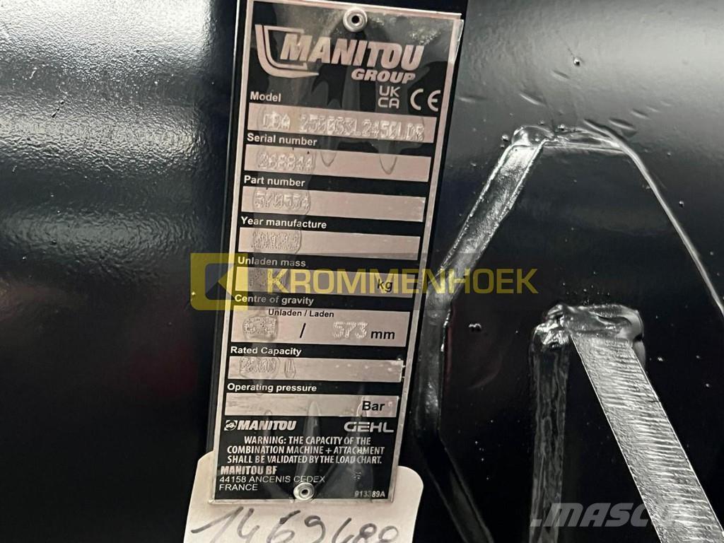 Manitou CBA 2500 Kašike / Korpe