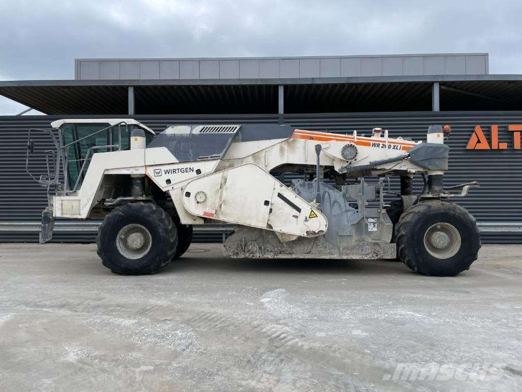 Wirtgen WR 200 XLI Mašine za reciklažu asfalta