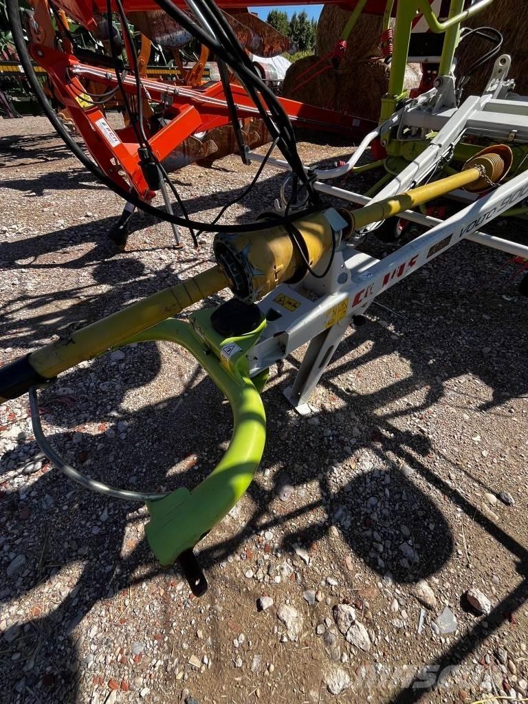 CLAAS Volto 900 T Okretači i sakupljači sena