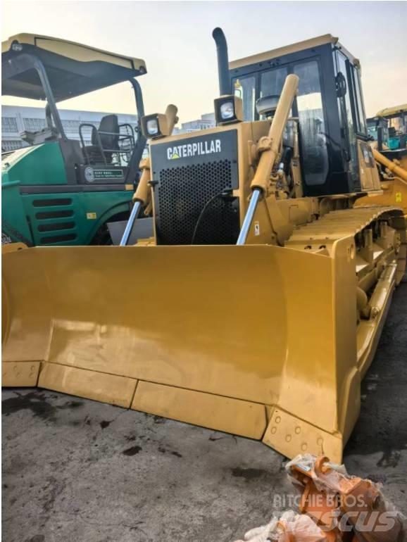 CAT D 6 G Buldožeri guseničari