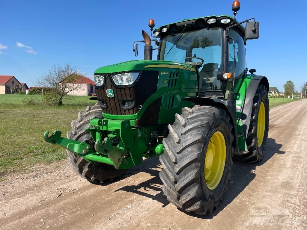 John Deere 6140 R Traktori