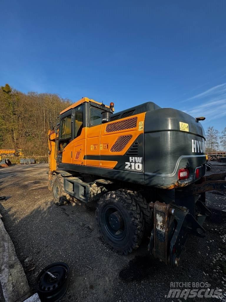 Hyundai HW 210 Bageri točkaši