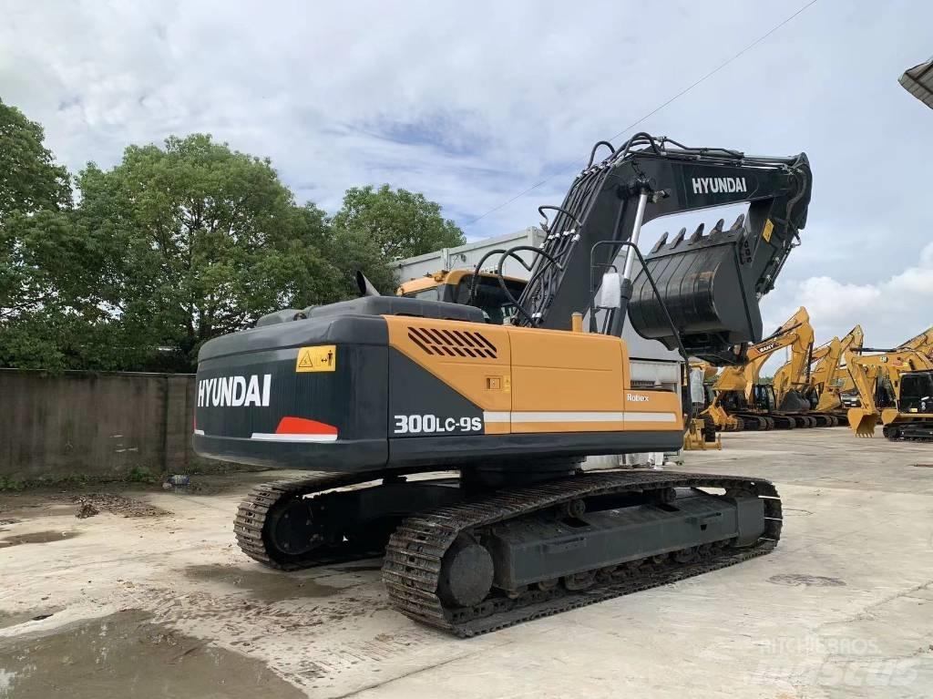 Hyundai R300LC-9S Bageri guseničari