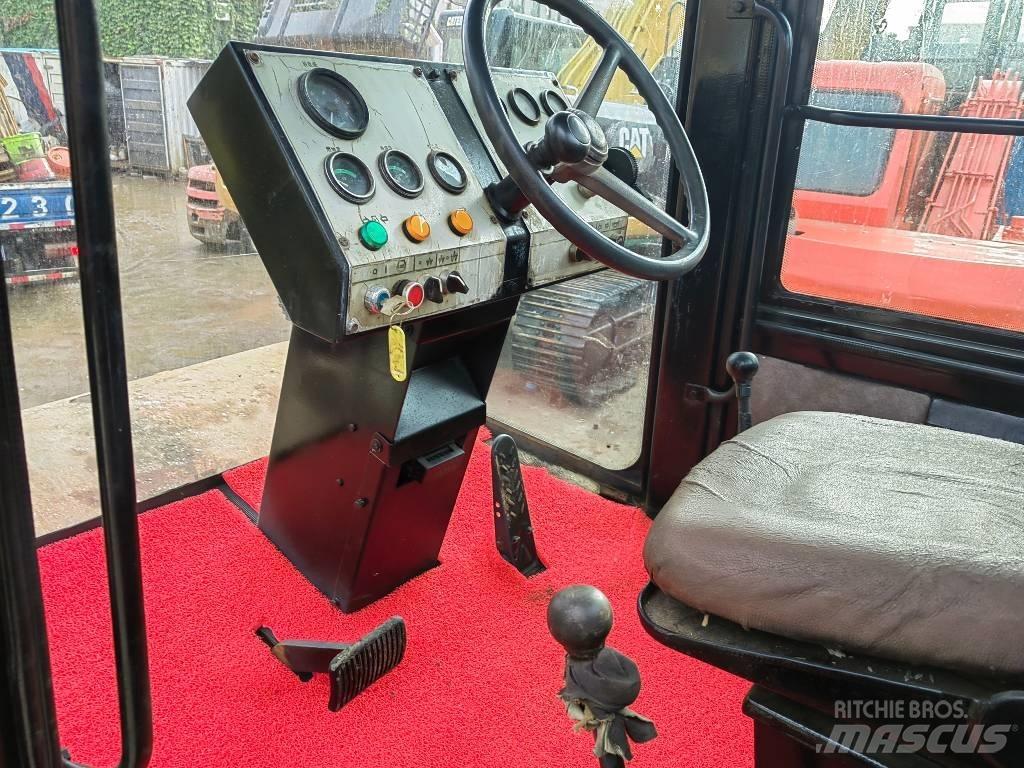 CAT GS683E Valjci sa jednim bubnjem