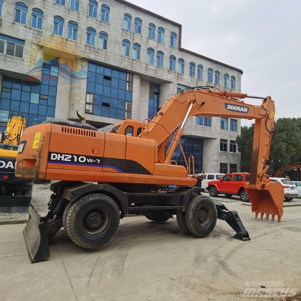 Doosan DH 210 W-7 Bageri točkaši