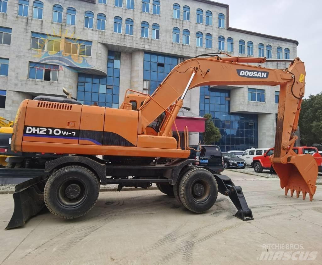 Doosan DH 210 W-7 Bageri točkaši